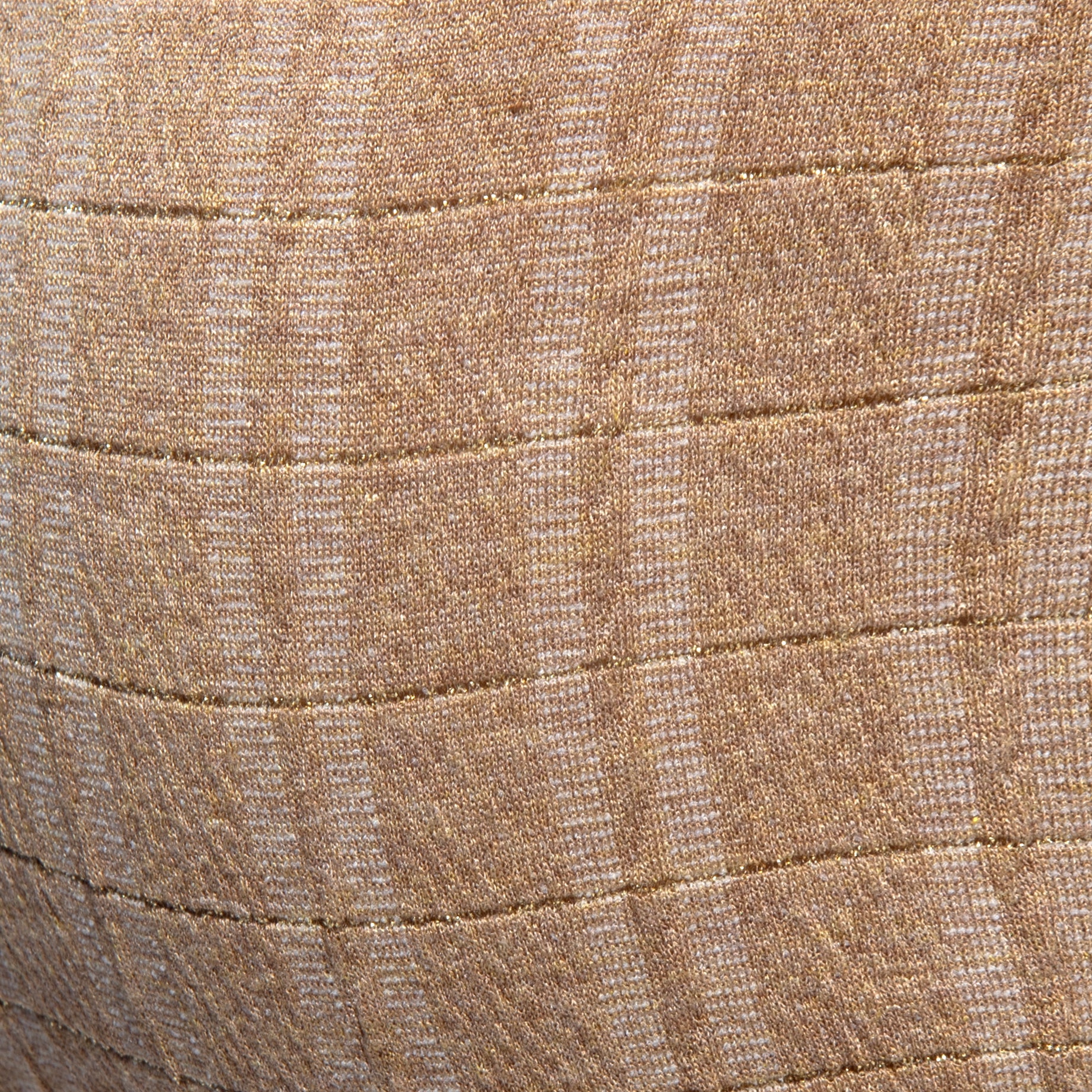 Addicted Opal Bikini Brief - Herren Slip mit Struktur und goldenen Glanzfäden in beige, detail