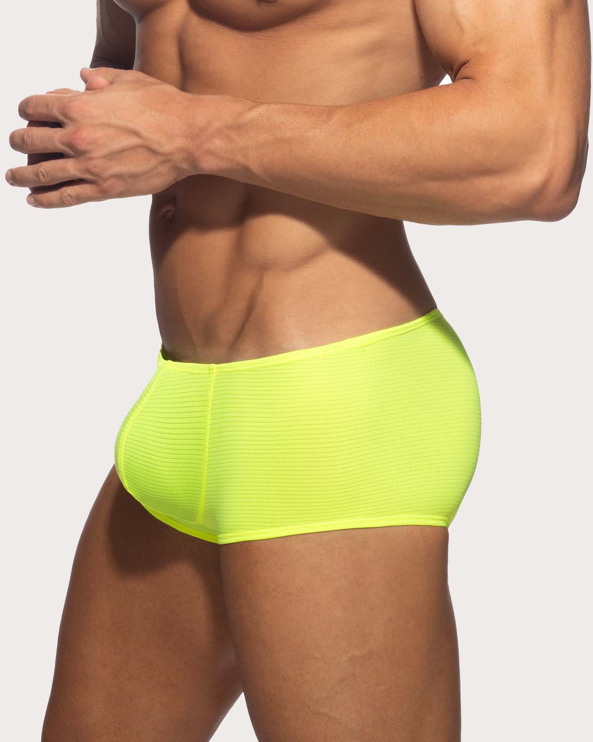 Addicted Veloz Dry Trunk - Mini Boxer Pants im Low-Rise Design aus ultra-leichtem Material in neon-gelb