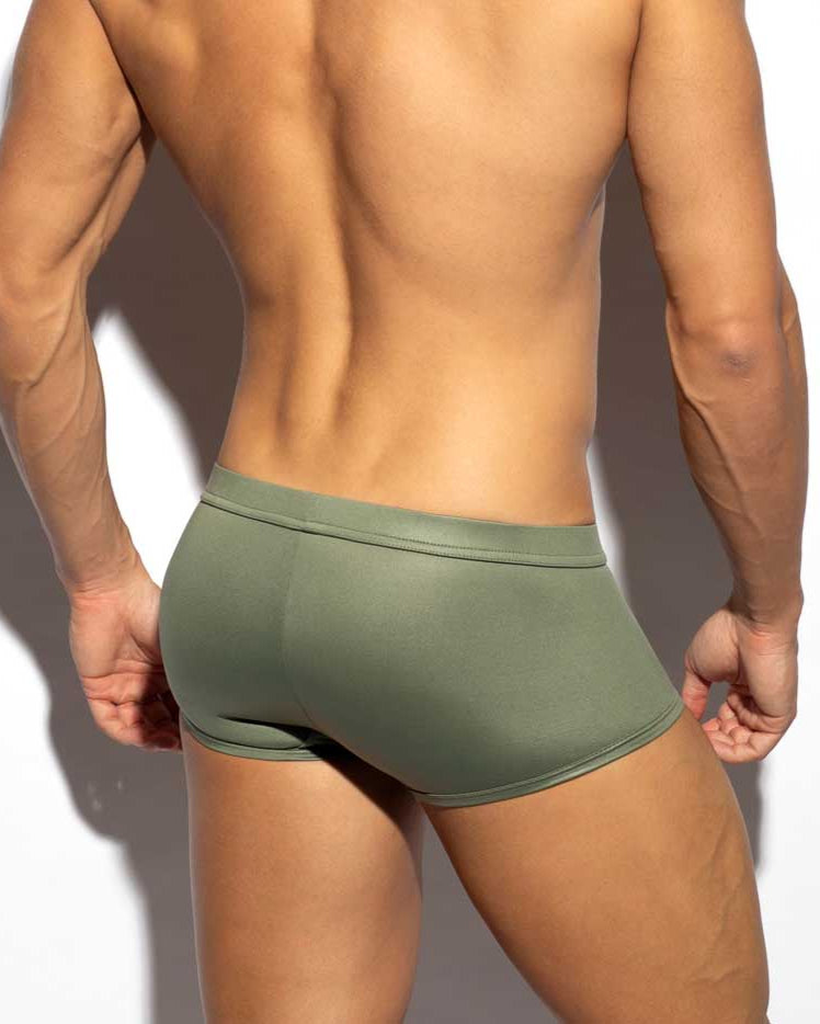 Sexy Boxershorts 'ECO Shiny Trunk' mit Glanzeffekt von ES Collection in khaki, Rückseite