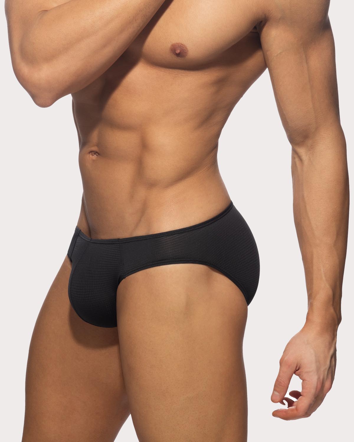 Addicted Veloz Dry Bikini Brief - Knapper Männer Slip im Low-Rise Design aus ultra-leichtem Material in schwarz