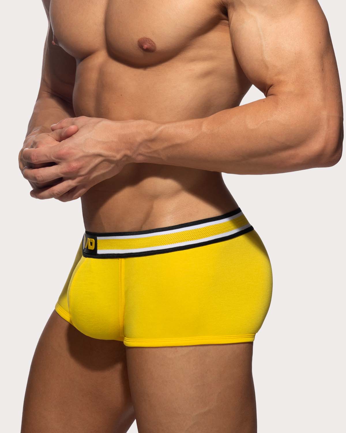 Addicted Super Soft Trunk - Auffällige Boxershorts für Männer mit großzügigem Pouch und Racing Streifen am Bund in gelb, side