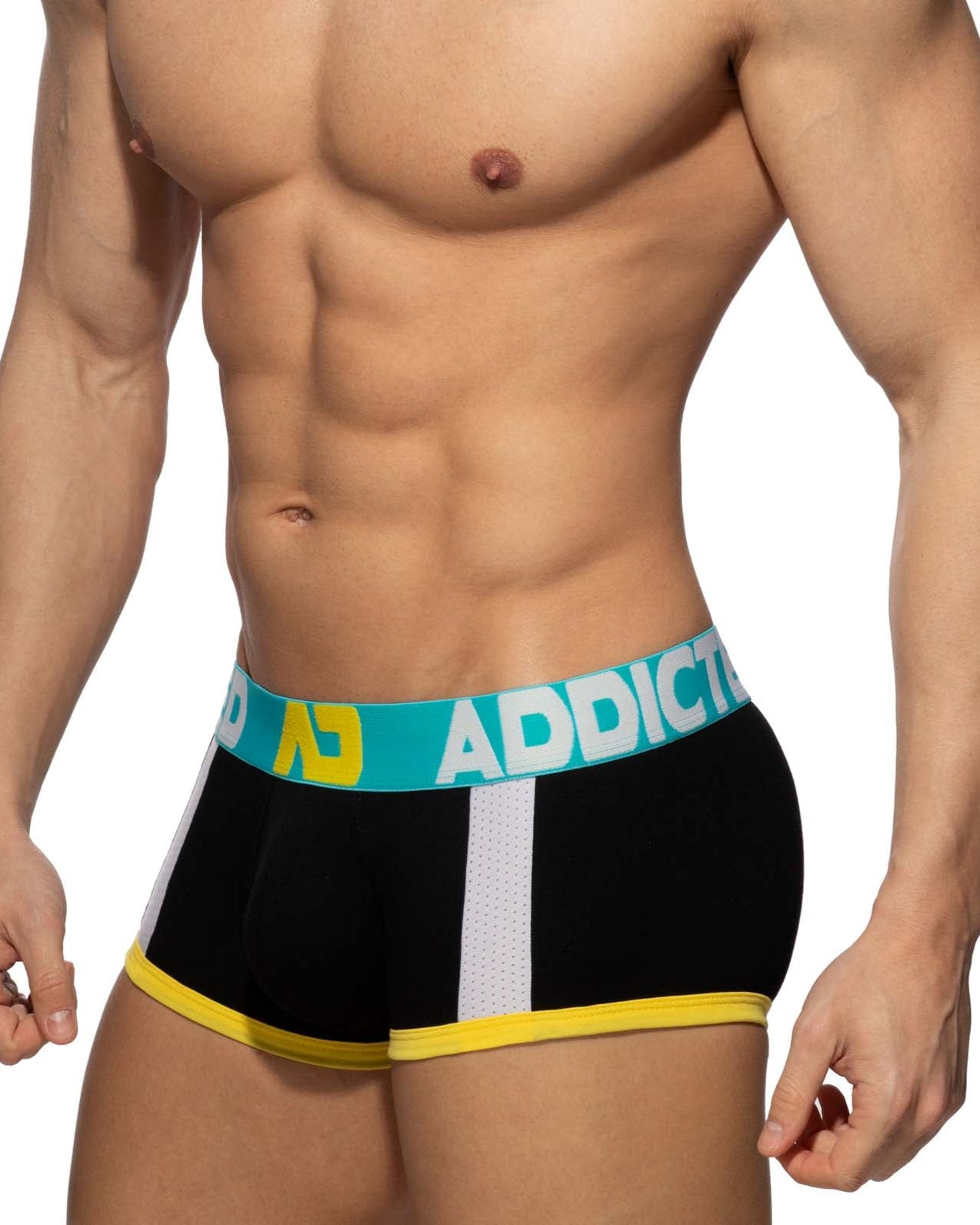 Addicted Sports Padded Trunk - sportliche Boxershorts mit Push-Up Einlage, schwarz