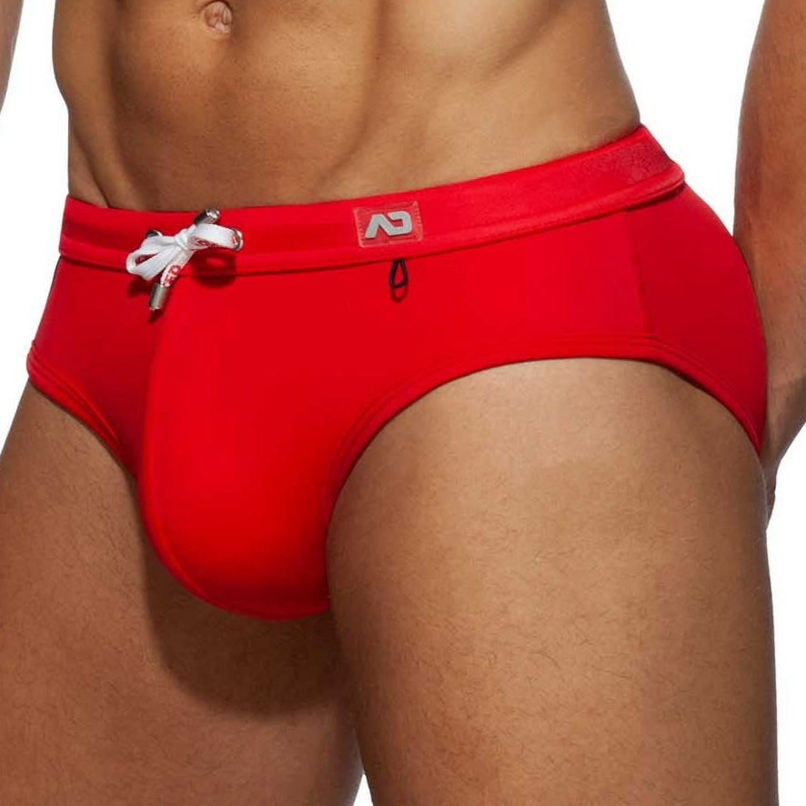 Addicted Badeslip 'Racing Side Swim Brief' mit Push-Up Einlage in rot, side