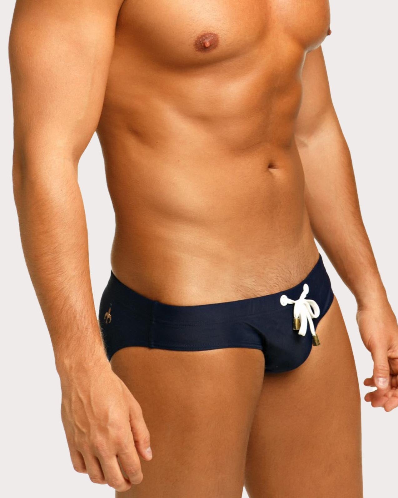 Marcuse Arrest Me Swim Brief - Sexy Männer Badeslip mit ultra knapper Low-Rise Passform, navy, side