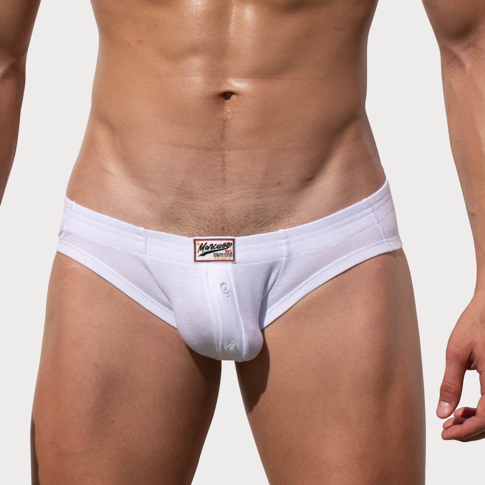 Marcuse Waterboy Brief - Sexy Low-Rise Slip für Männer mit Knopf-Eingriff, weiß
