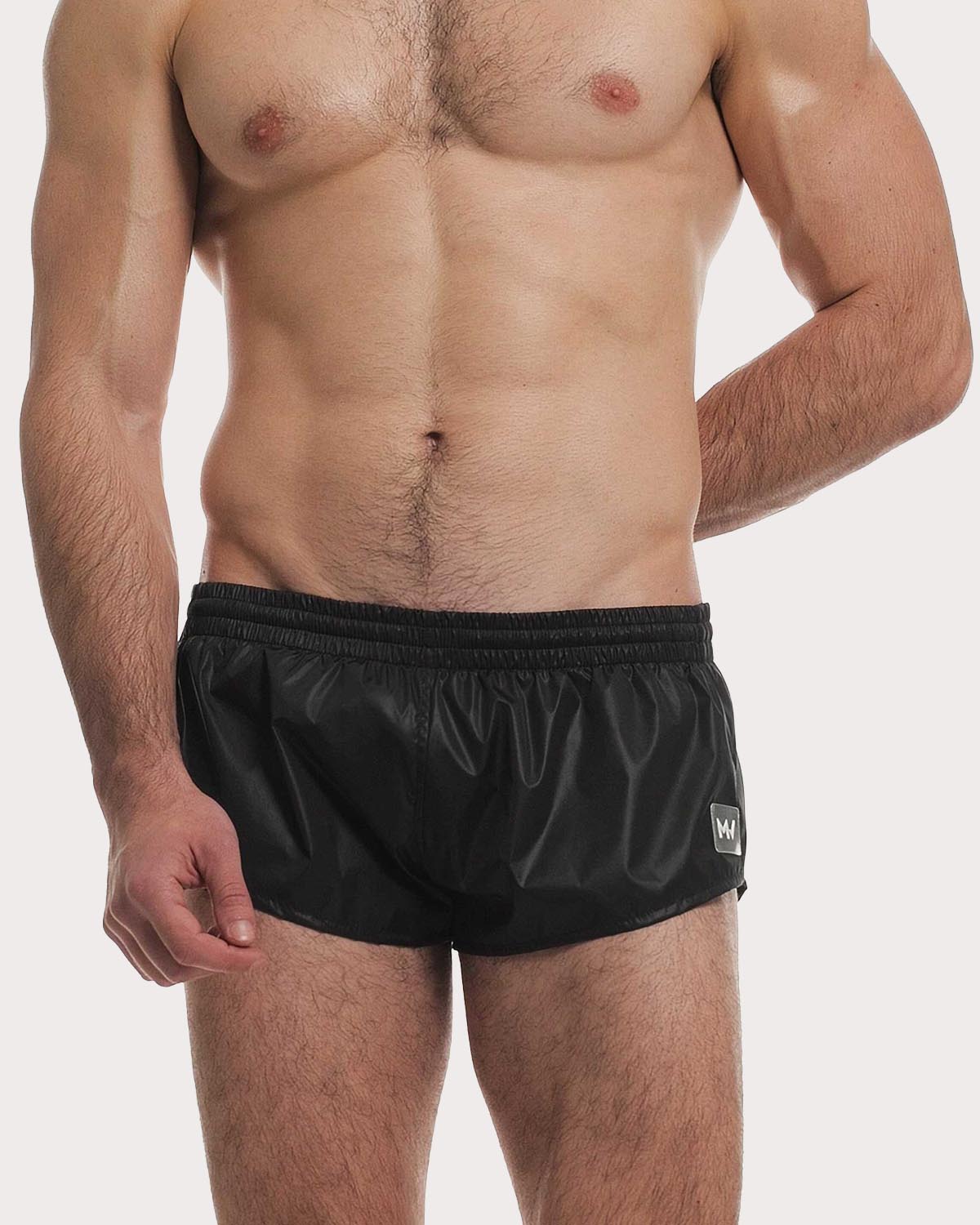 Modus Vivendi Plain Jogging Cut Swim Shorts - Extra kurze Badeshorts für Männer im Retro Style in schwarz