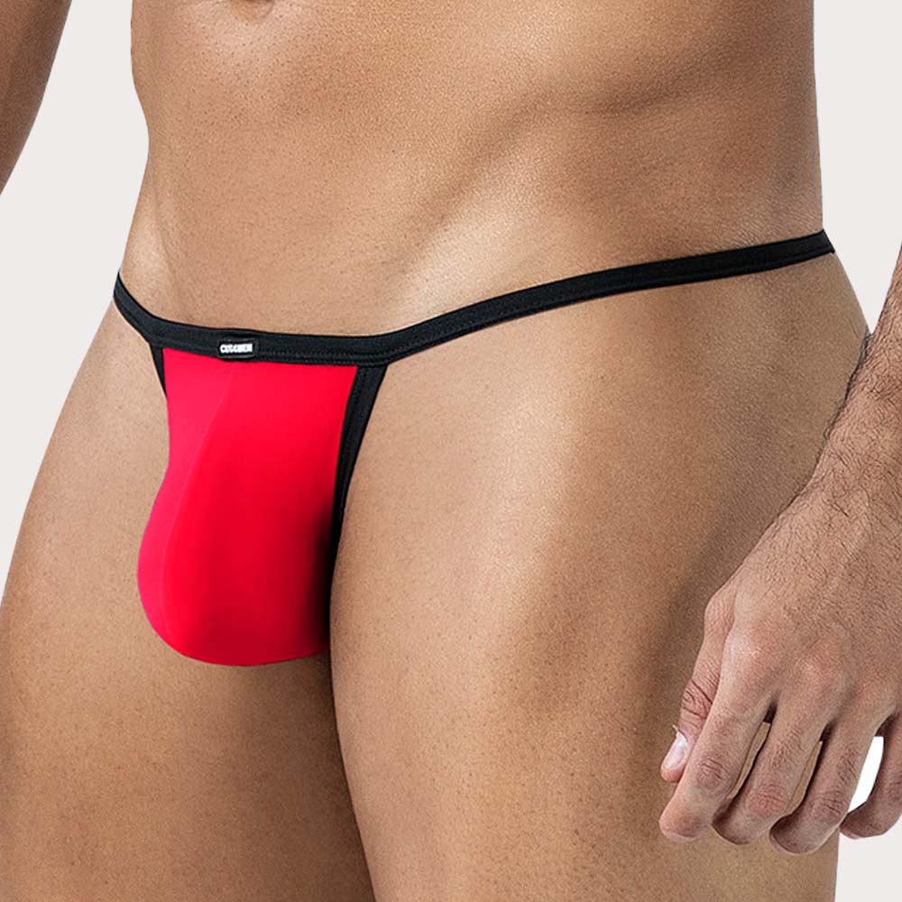 CUT4MEN SP4NDEX GLOW TANGA KINI - Knapper Herren String-Tanga aus Mikrofaser in rot.