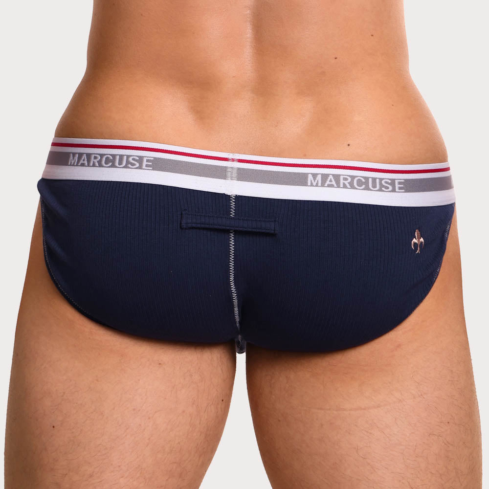 Marcuse Noveau Brief - Tiefgeschnittener Herren Tanga-Slip aus weichem Feinripp-Gewebe in navy-blau, back