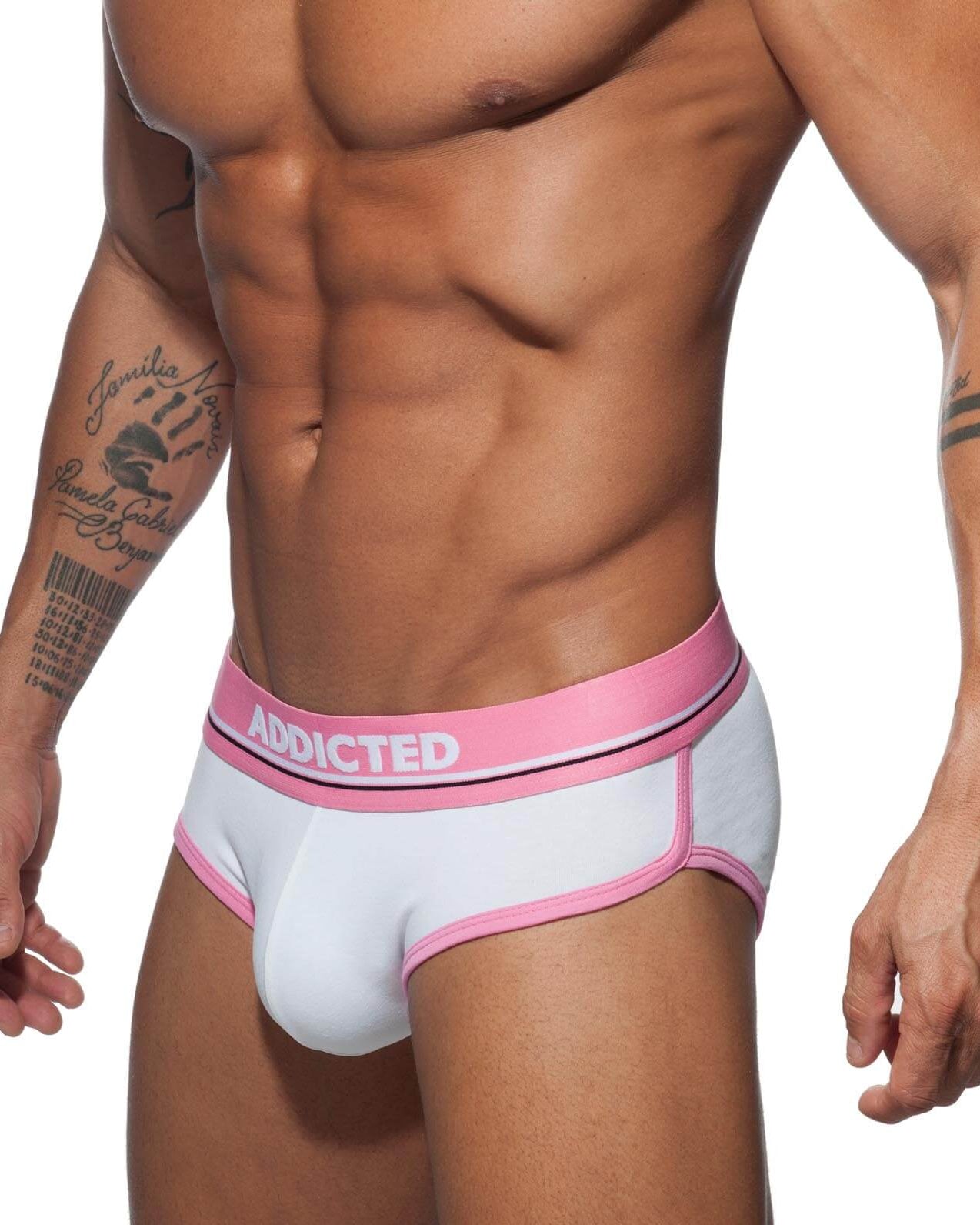 Stylischer Herren Slip in weiß mit rosa Kontrasten  'CURVE BRIEF' aus der Addicted Underwear Kollektion